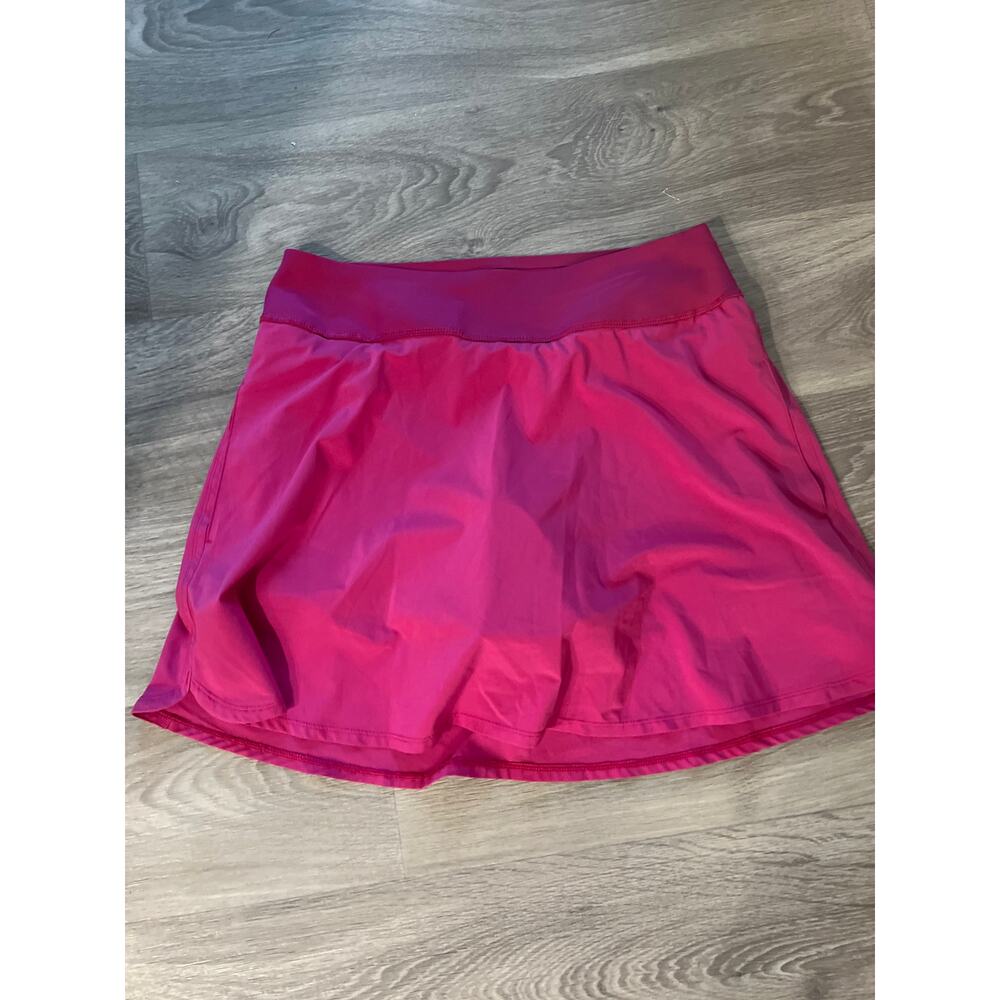 Puma size medium bright pink skort